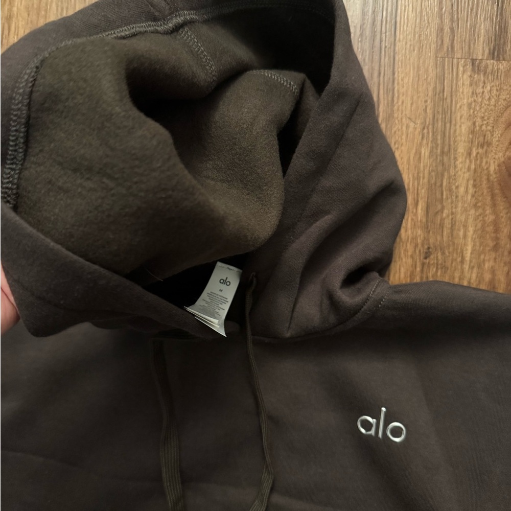 ALO Yoga Accolade Hoodie Espresso - size medium NWT - Picture 7 of 7
